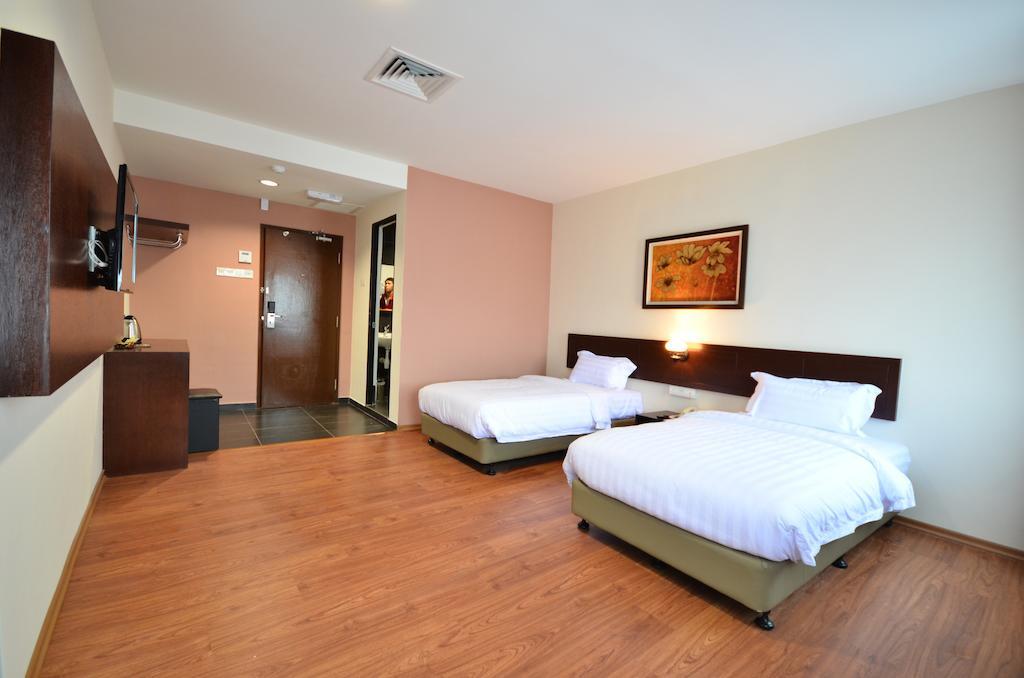 906 Riverside Hotel Malacca Szoba fotó
