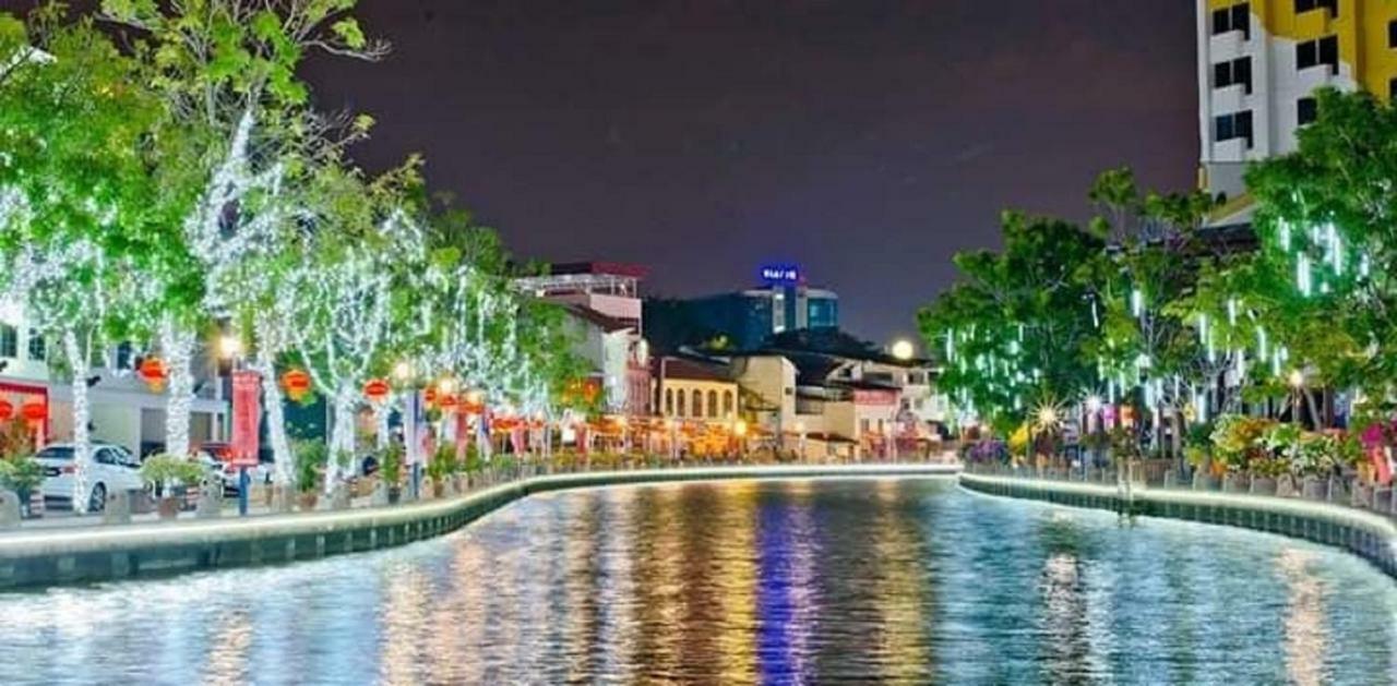 906 Riverside Hotel Malacca Kültér fotó
